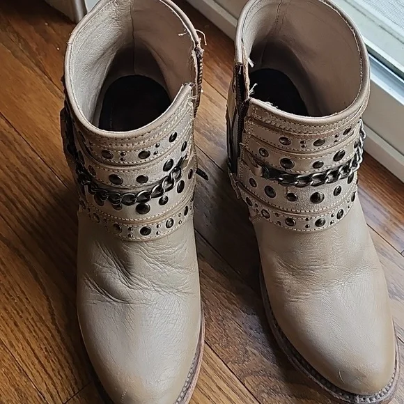 Freebird Sandra Studded Tan Ankle Boots